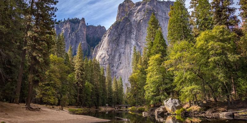 北京京门物业：深度解析保洁服务与设施管理的客户服务热线及投诉闭环机制